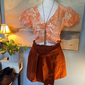 Peach Tropical Print Puff-Sleeve Crop Top